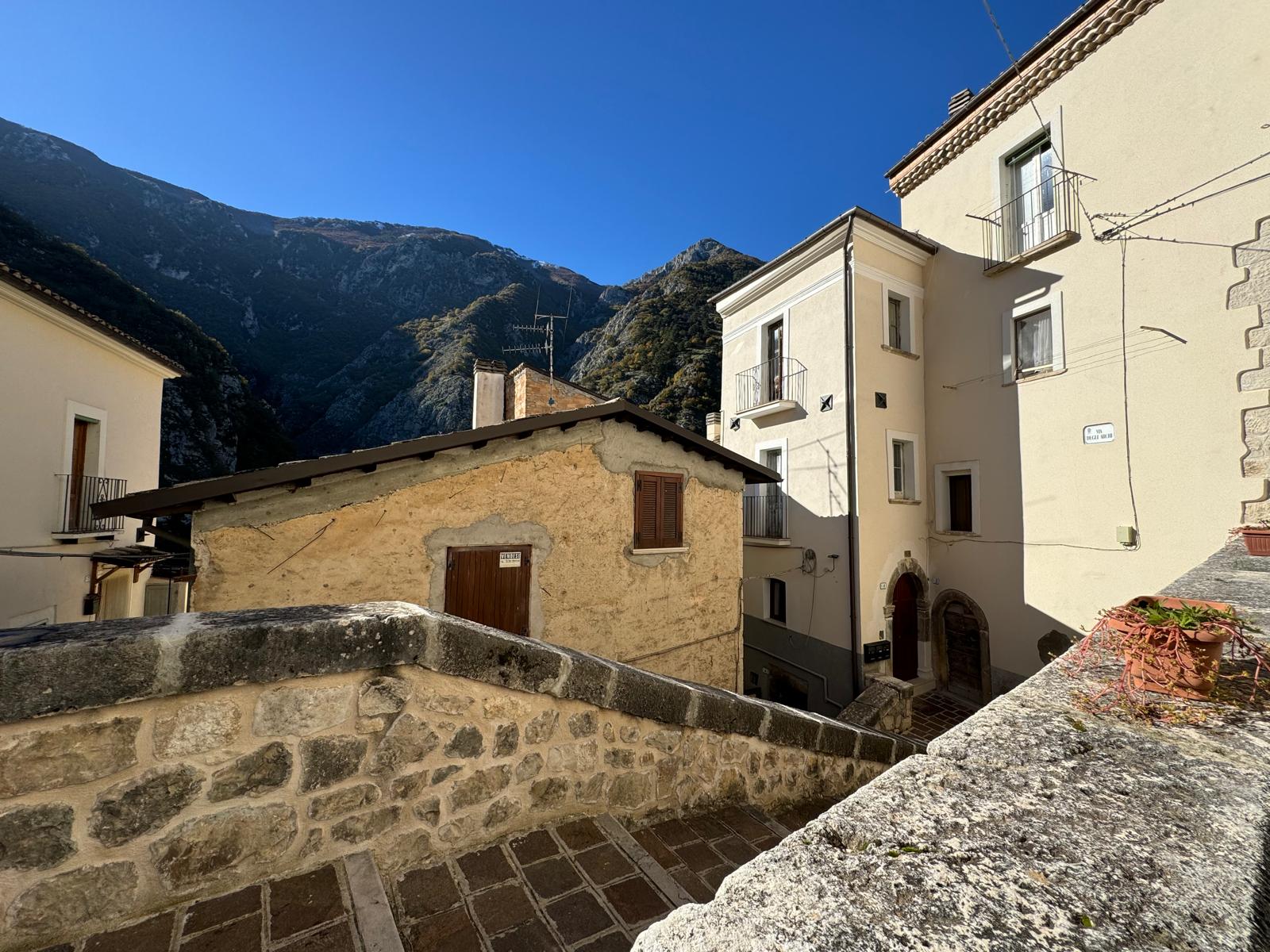 Abitazione Semindipendente a Anversa degli Abruzzi