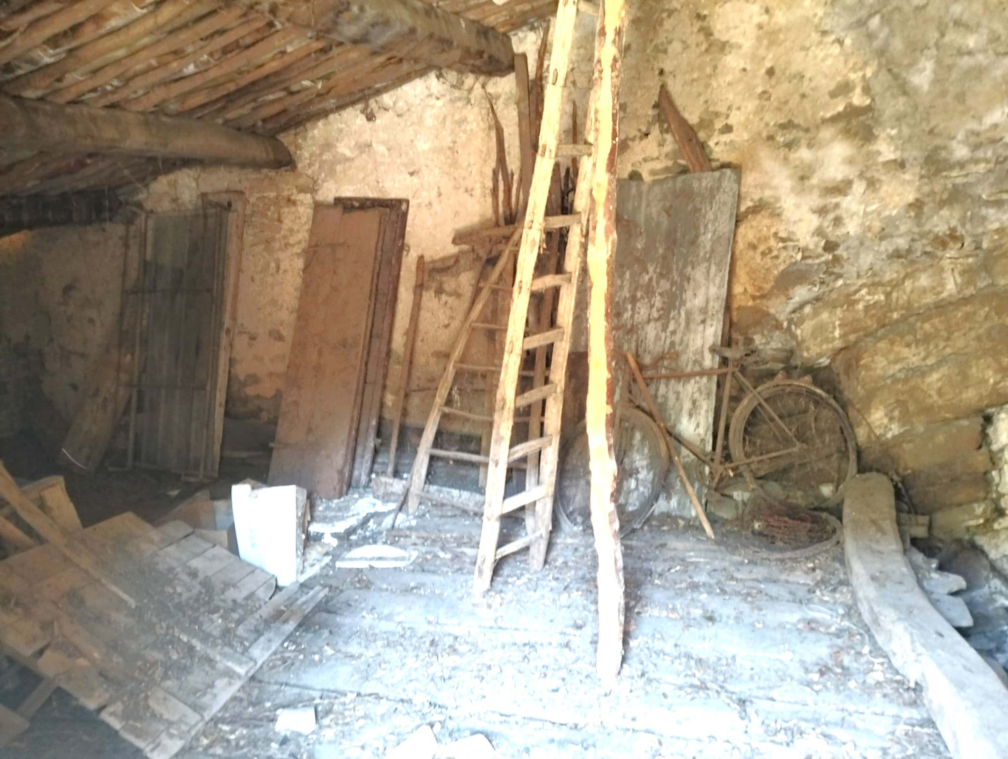 Magazzino a Ferentillo