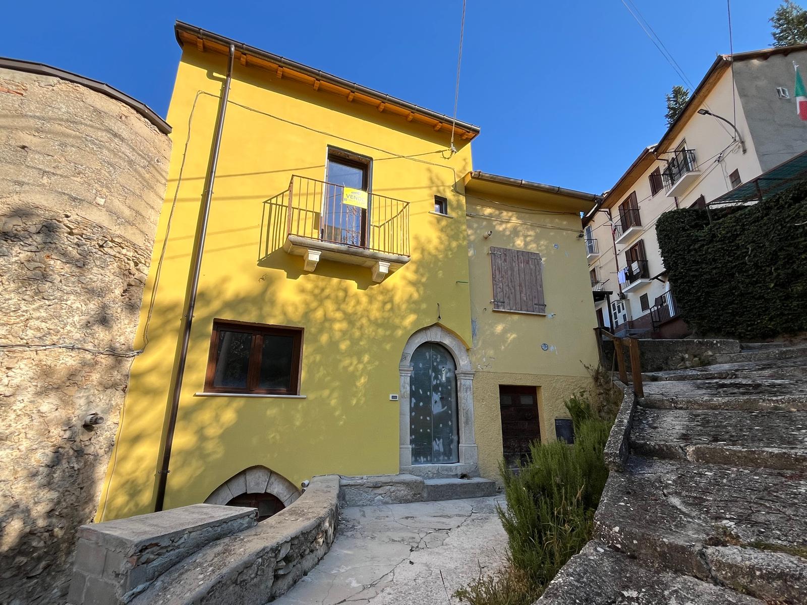 Casa Indipendente a Introdacqua