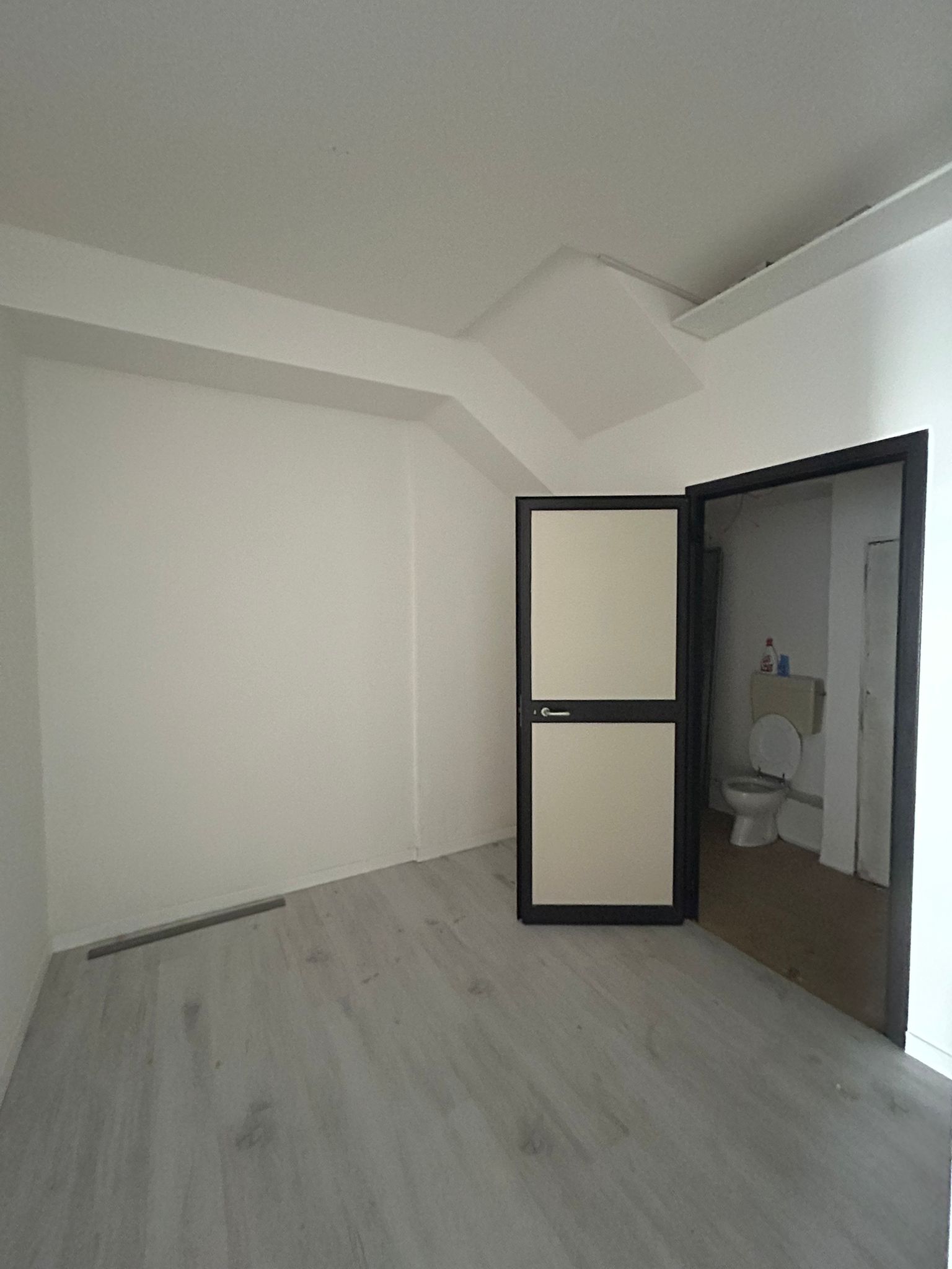 Locale Commerciale a Magione